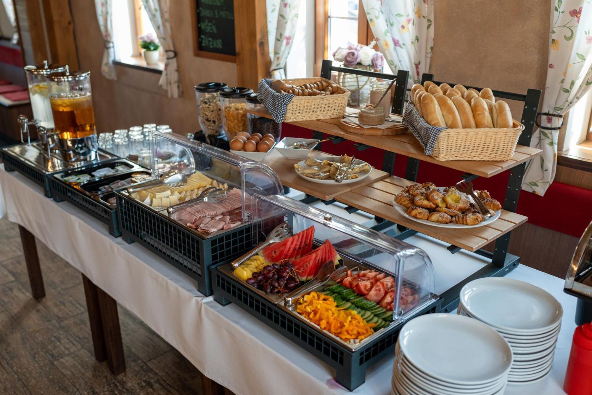Hospudka Na Halde Hotell Borsice Exteriör bild