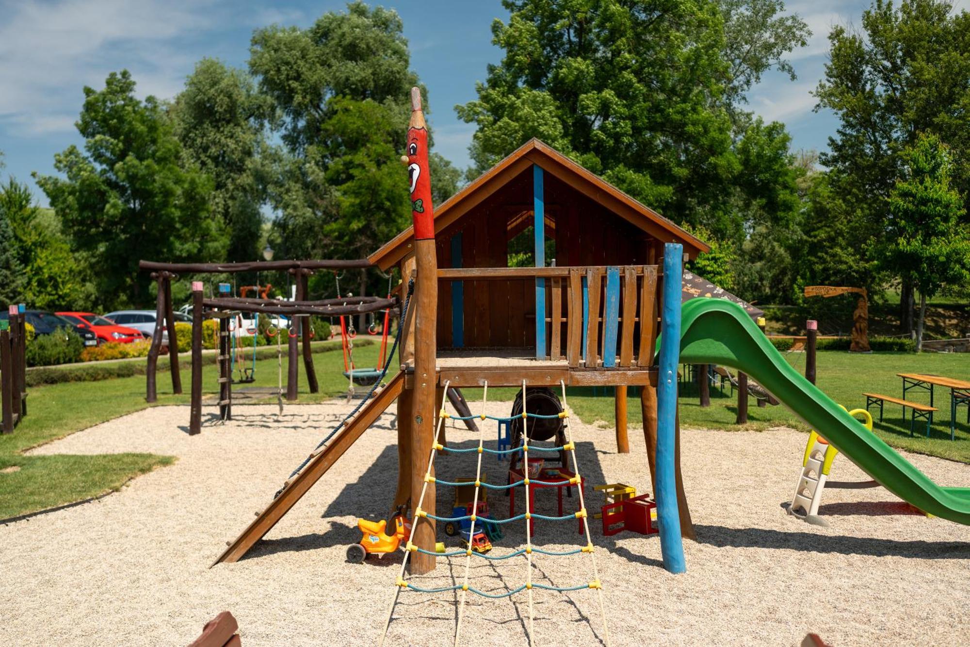 Hospudka Na Halde Hotell Borsice Exteriör bild